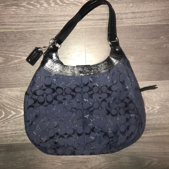 Coach Shoulder Bag - Picture 7 of 8